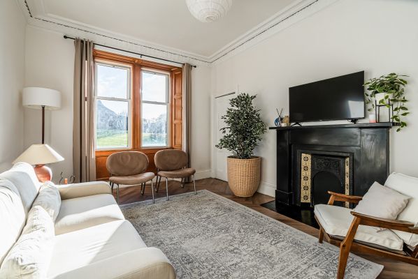 25/5 Royal Park Terrace, Edinburgh, EH8 8JB - Image 2