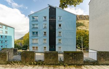 22/16 Dumbiedykes Road, Edinburgh