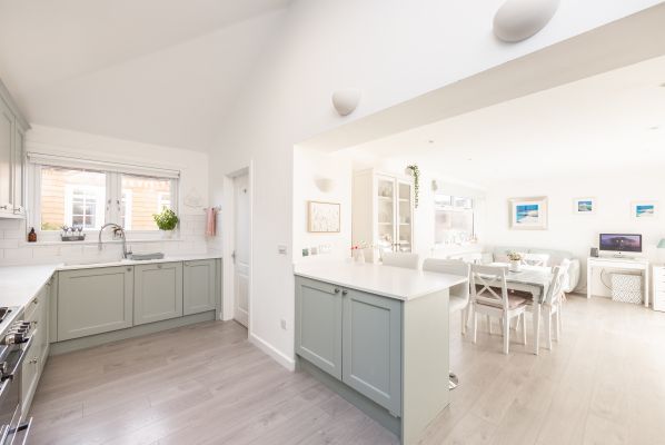 10 Clerwood Row, Edinburgh, EH12 8PU - Image 3