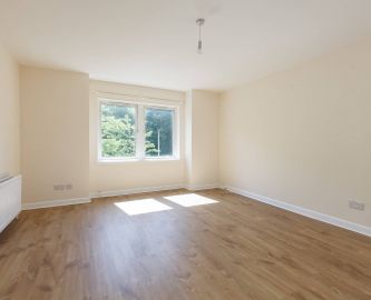 Third image of 31/5 Parkgrove Loan, Drum Brae, Edinburgh, EH4 7QX