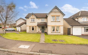 7 Burngrange Park, West Calder