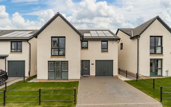 53 Meadowsweet Drive, Edinburgh