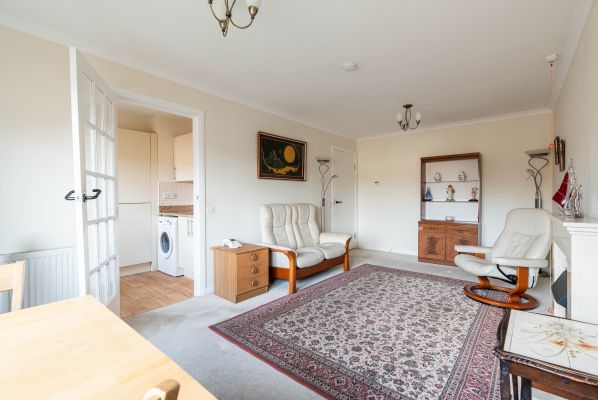 173/415 Carlyle Court, Comely Bank Road, Edinburgh, EH4 1DJ - Image 3