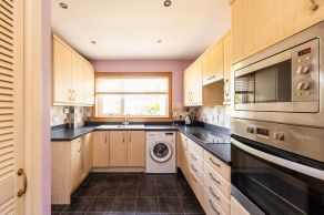 33 Barntongate Drive, Edinburgh, EH4 8BE - Image 7