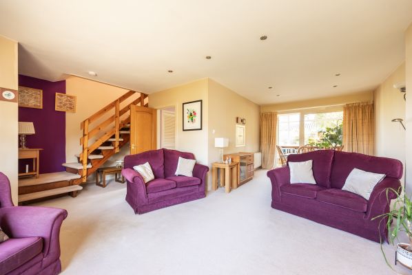 33 Barntongate Drive, Edinburgh, EH4 8BE - Image 2