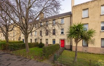 15/3 Craigentinny Road, Edinburgh