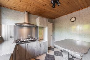 8 Strathalmond Court, Edinburgh, EH4 8AE - Image 4