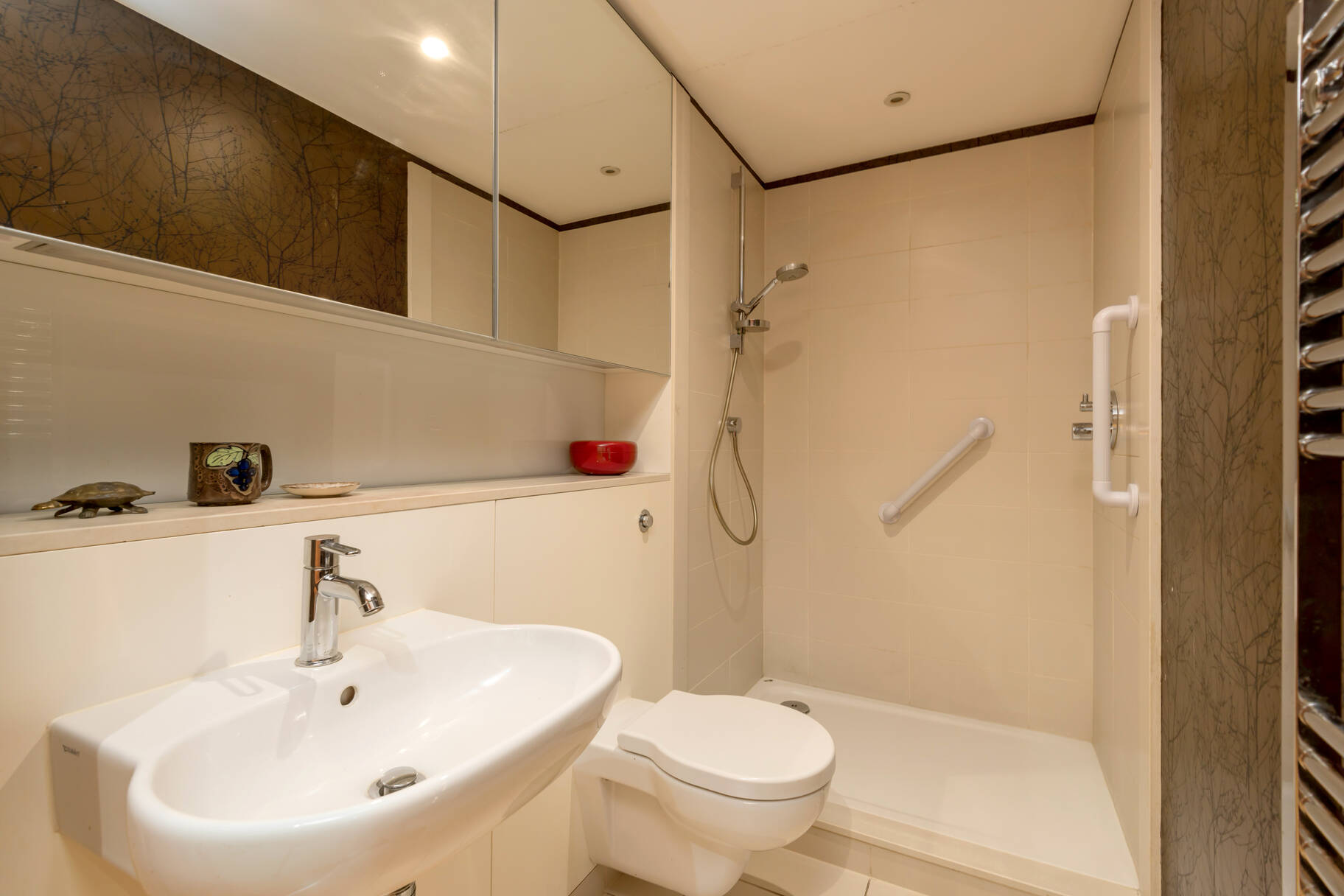 Flat 9, 24, Simpson Loan, Edinburgh, EH3 9GE
