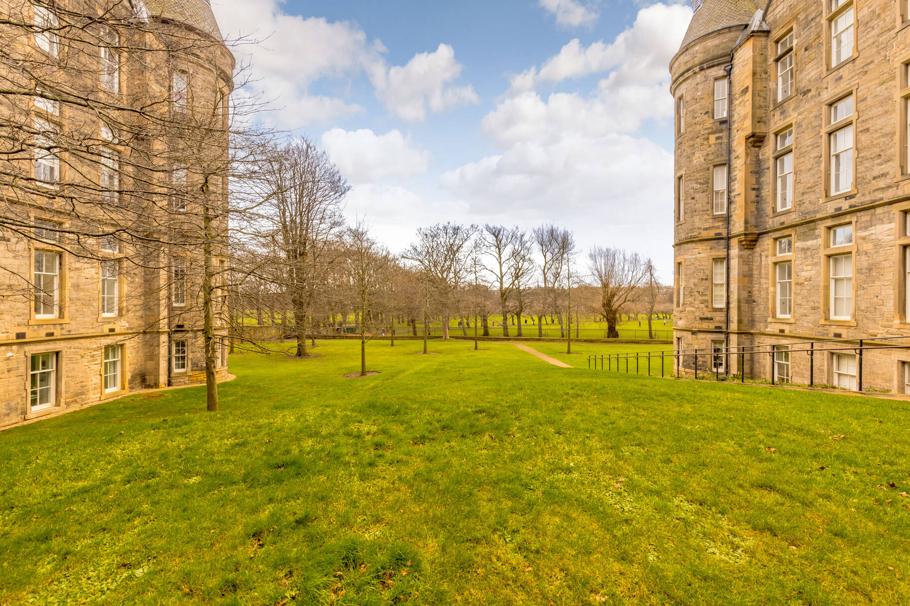 Flat 9, 24, Simpson Loan, Edinburgh, EH3 9GE