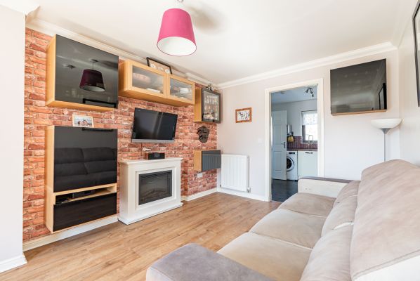 8 Eilston Road, Kirkliston, EH29 9FJ - Image 3