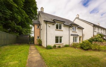 10 Tipperwell Way, Penicuik