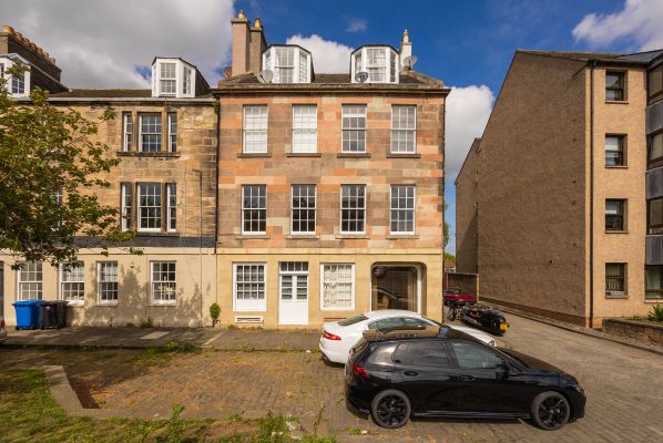 135C, High Street, Dalkeith, EH22 1BE - Image 2