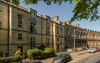 5/4 Hopetoun Crescent, Edinburgh