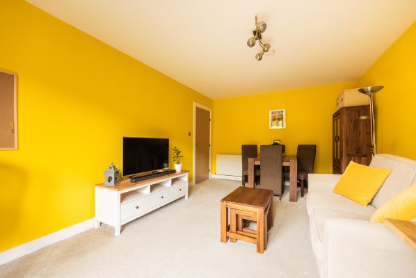 24 Esk Bridge, Penicuik, EH26 8QR - Image 3