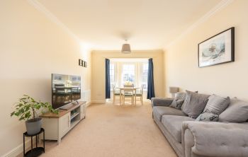 26/5 Orchard Brae Gardens West, Edinburgh