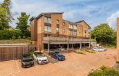 373/2 Lanark Road West, Currie