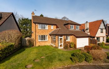 11 Johnsburn Haugh, Balerno