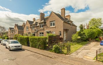 15 Woodhall Avenue, Juniper Green