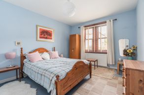 5 Dobbie’s Road, Bonnyrigg, EH19 2BE - Image 4