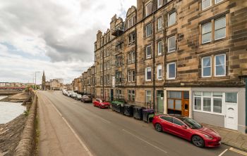7/3 Starbank Road, Edinburgh