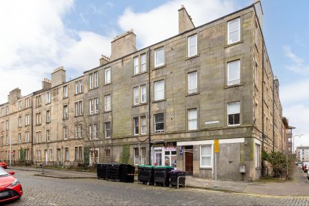 28 Pf2, Cathcart Place, Edinburgh, EH11 2HE