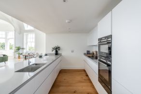 Apartment 9, 49 Sassoon Grove, Edinburgh, EH10 5FB - Image 5