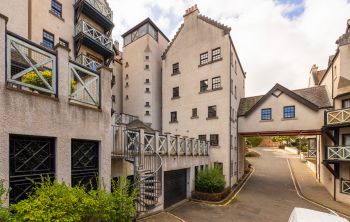 26/8 Hawthornbank Lane, Edinburgh