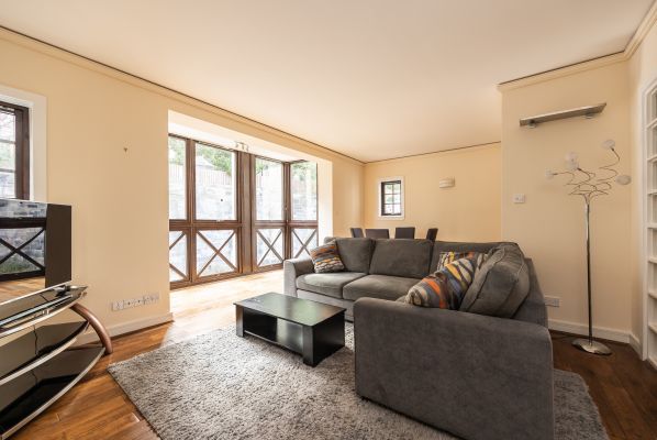 26/8 Hawthornbank Lane, Edinburgh, EH4 3BH - Image 2