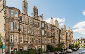14/1 Royston Terrace, Edinburgh