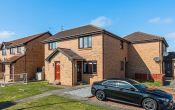 25b Skeltiemuir Avenue, Bonnyrigg