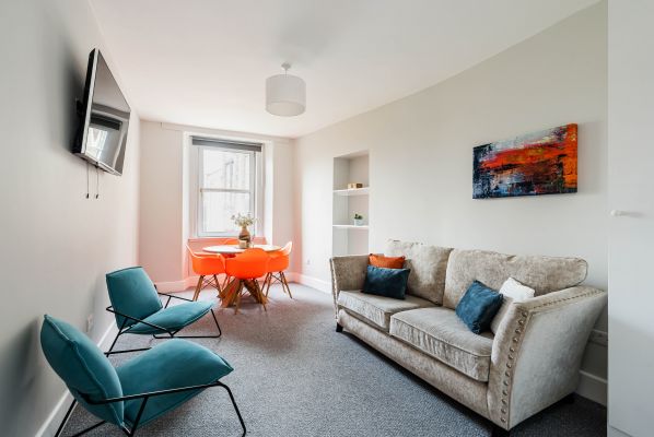 8 Brand Place, Edinburgh, EH8 8EF - Image 2