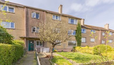 22/4 Pirniefield Bank, Edinburgh