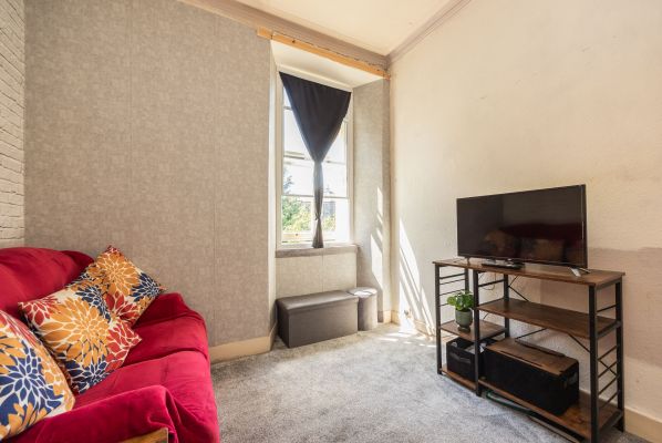 20/6 Caledonian Road, Edinburgh, EH11 2DF - Image 2