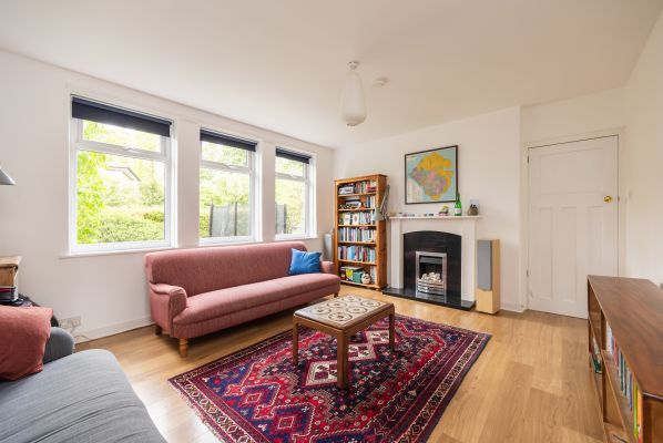 60/1 Silverknowes Drive, Edinburgh, EH4 5HY - Image 2