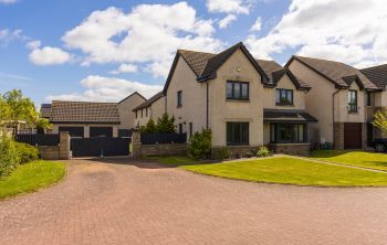 9 Malachi Rigg, Kirkliston