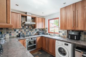 16 Burnbank Crescent, Straiton, EH20 9QE - Image 5