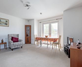 Third image of 1/3 Gladhouse Place, Edinburgh, EH10 6TF