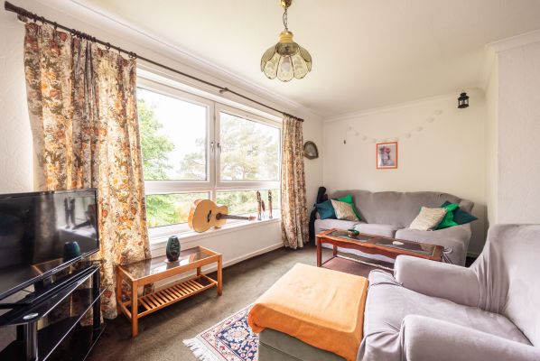 14/6 Juniper Place, Juniper Green, EH14 5TX - Image 2