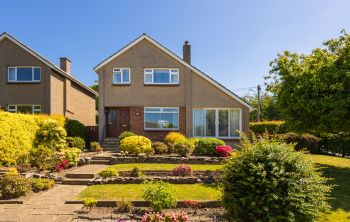 17 Clerwood Park, Edinburgh
