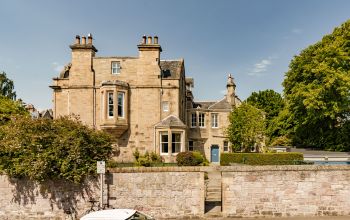 1A Dalrymple Crescent, Edinburgh