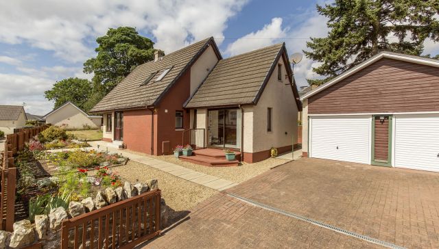 8 Station Avenue, HADDINGTON