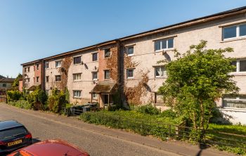 13/5 Ferry Road Drive, Edinburgh