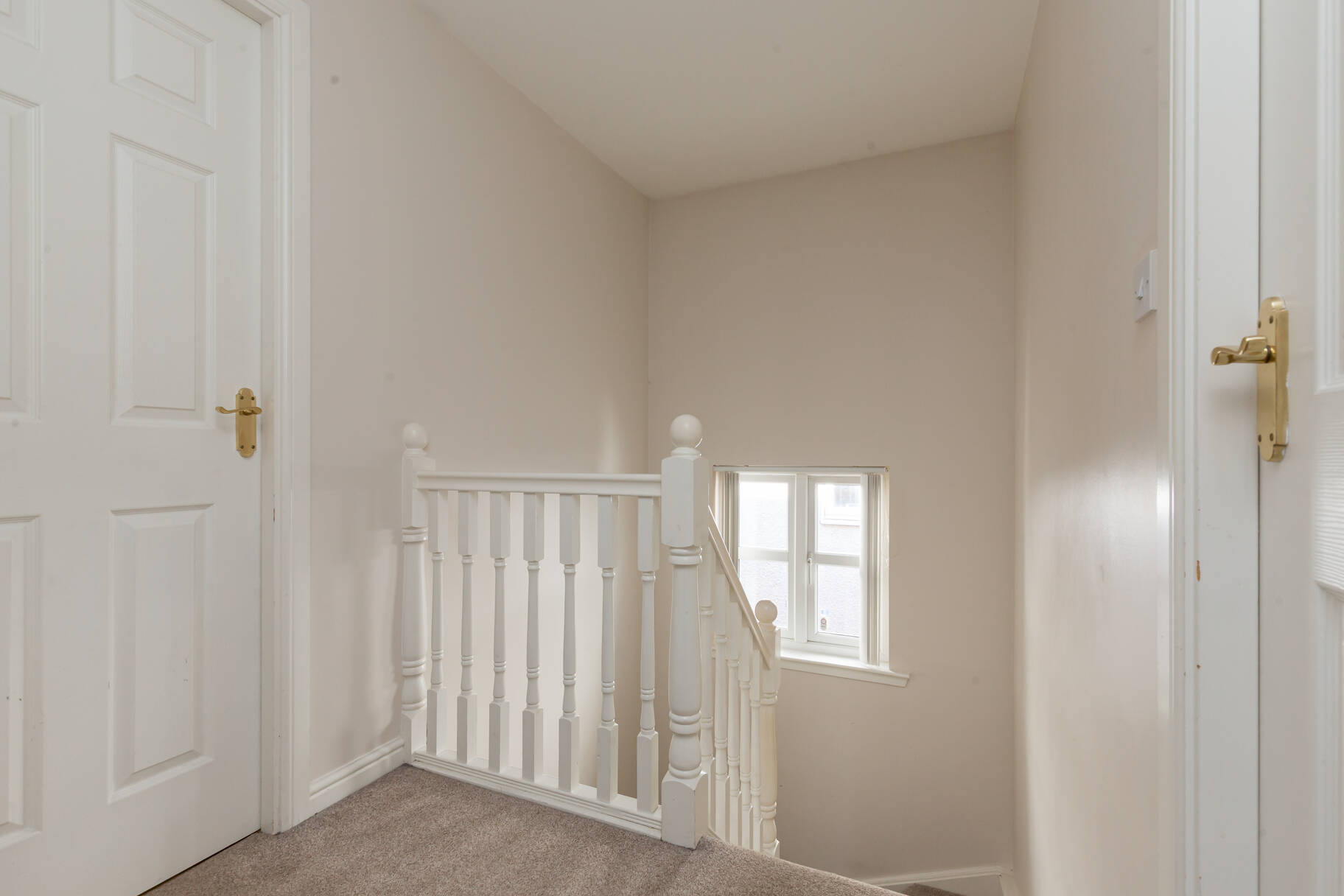 6 East Craigs Wynd, Corstorphine, Edinburgh, EH12 8HJ