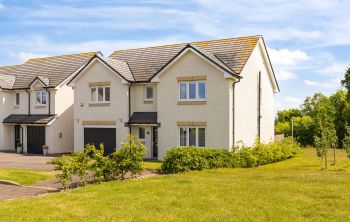 29 Castell Maynes Avenue, Bonnyrigg