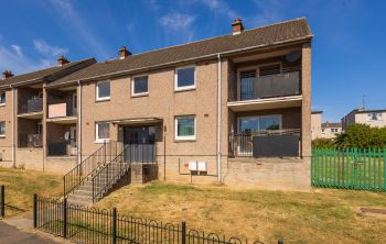 21/4 Northfield Drive, Edinburgh