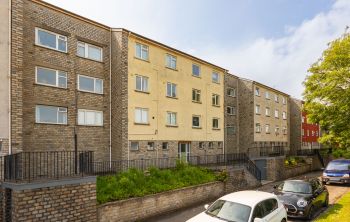 18/3 Great Michael Rise, Edinburgh