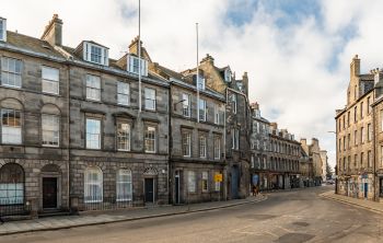 33/1 Bernard Street, Edinburgh