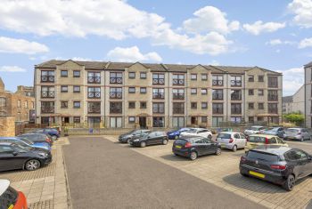5 (flat 2) Timber Bush, The Shore, Edinburgh