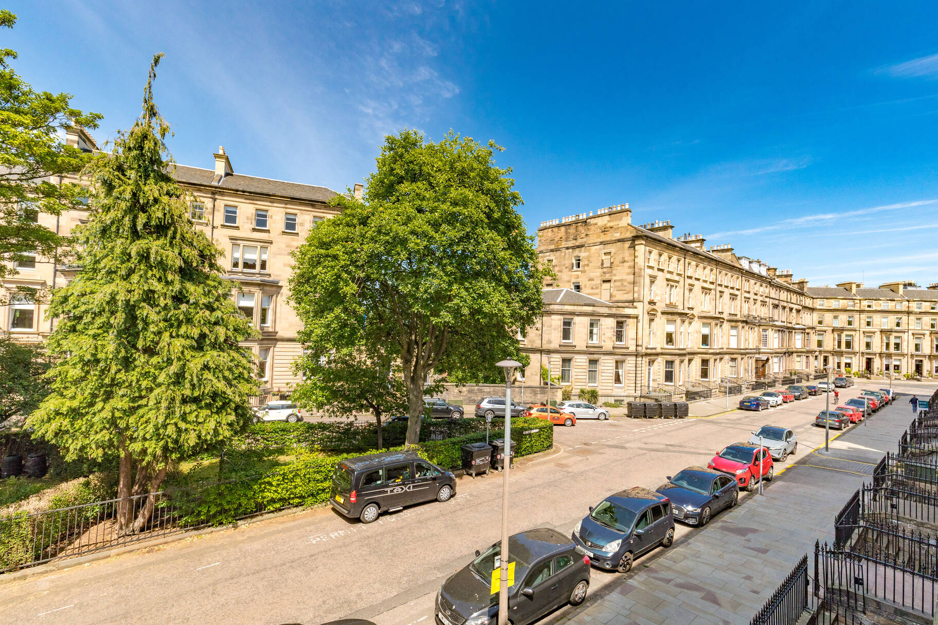 10 1F, Rothesay Place, Edinburgh, EH3 7SL