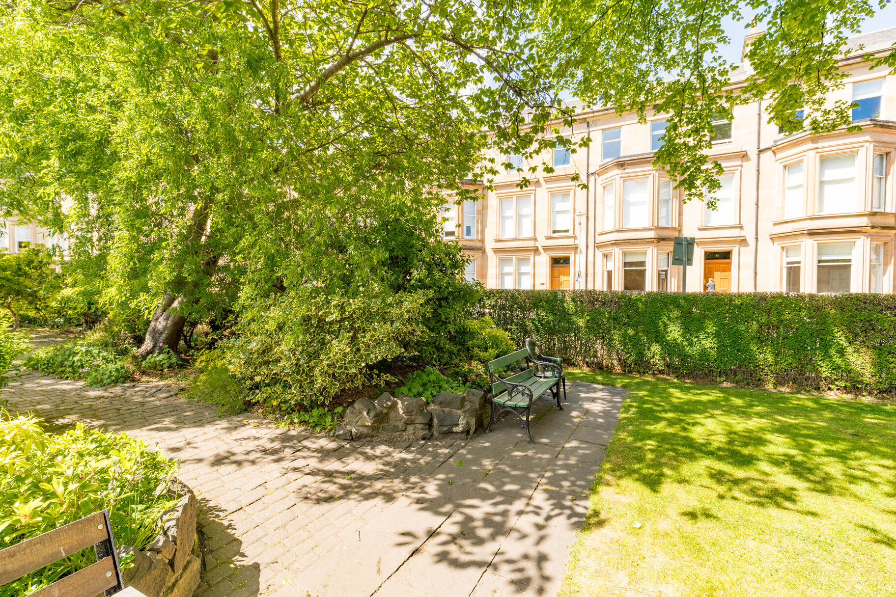 10 1F, Rothesay Place, Edinburgh, EH3 7SL